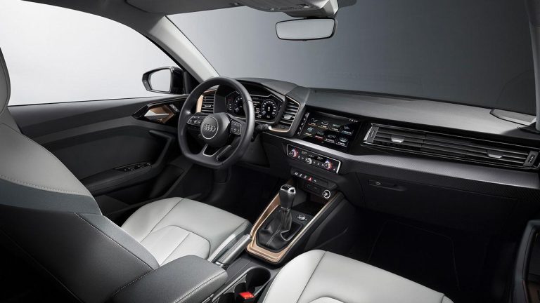 Audi A1 Sportback 2018 - Cockpit - bei Automagazin Plus