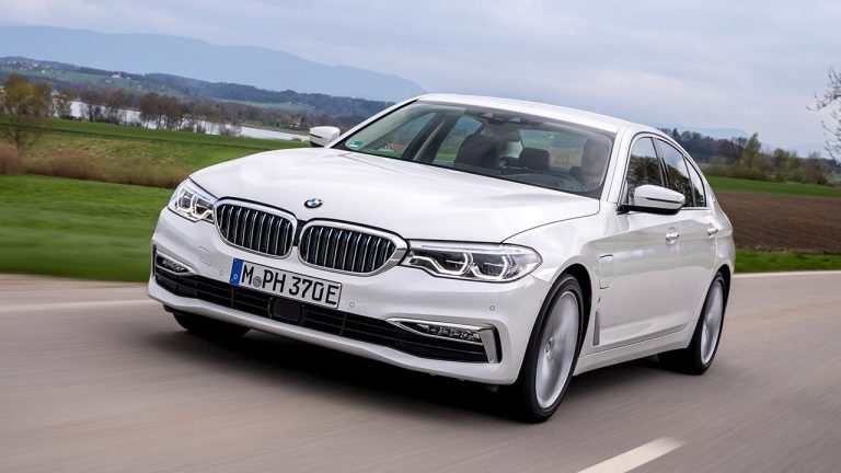 BMW 530e iPerformance - Frontansicht - bei Automagazin Plus