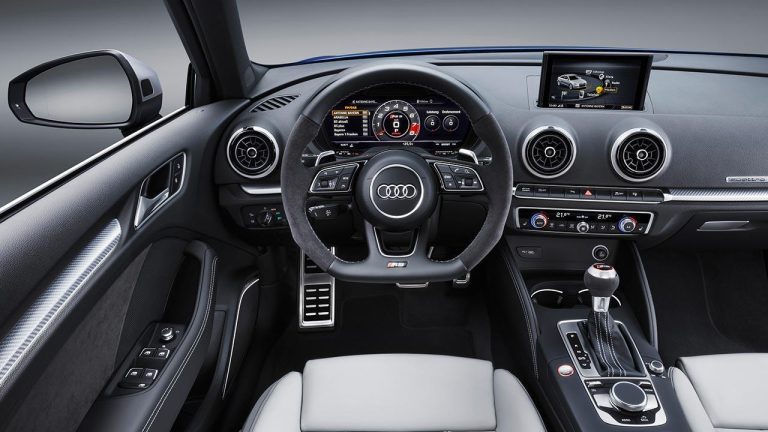 Audi RS 3 Sportback 2017 - Cockpit - bei Automagazin Plus