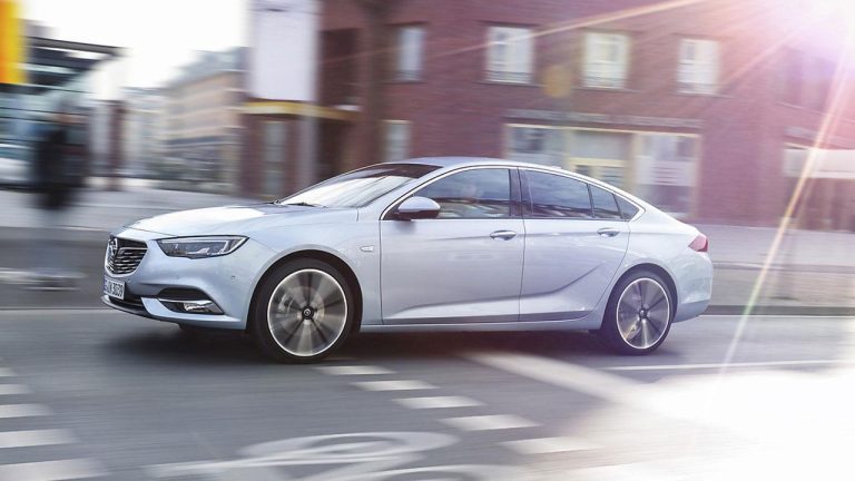 Opel Insignia - Seitenansicht - bei Automagazin Plus