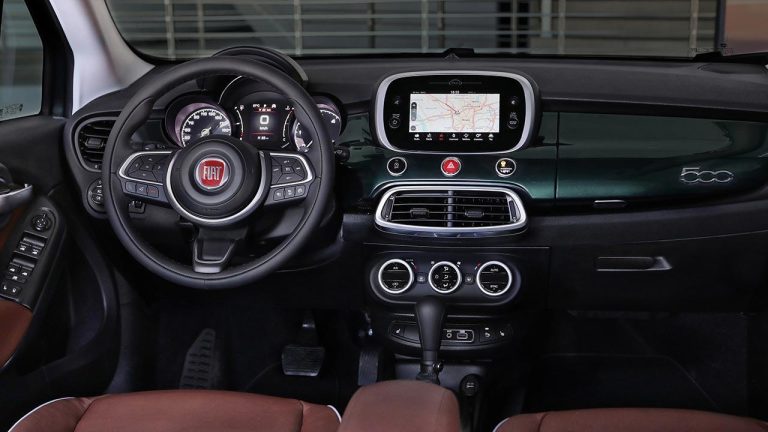 Fiat 500X - Cockpit - bei Automagazin Plus