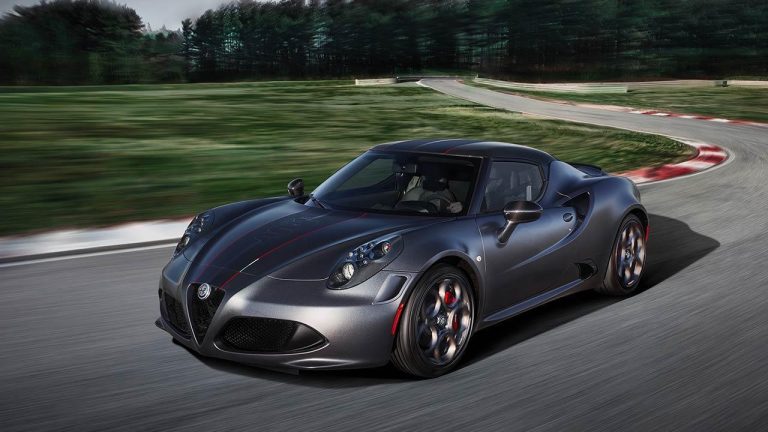 Alfa Romeo 4C - Frontansicht - bei Automagazin Plus