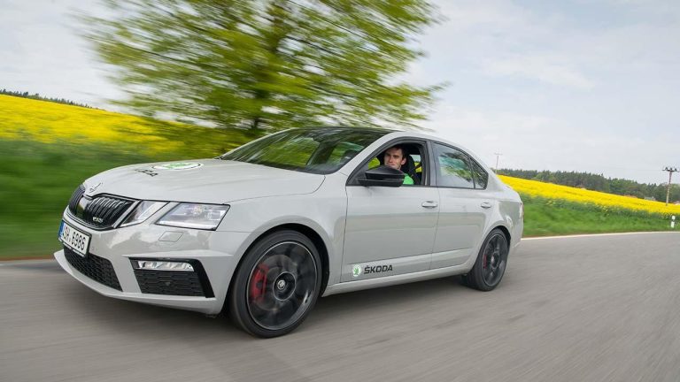 Skoda Octavia - Seitenansicht - bei Automagazin Plus