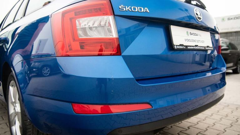 Skoda Octavia - Heckansicht - bei Automagazin Plus