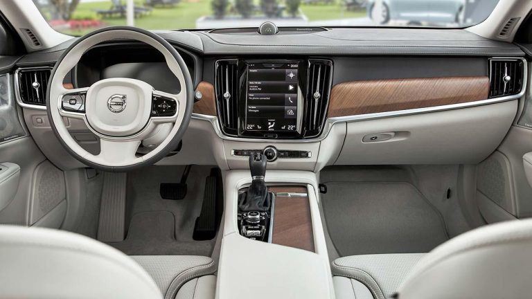 Volvo S90 - Cockpit - bei Automagazin Plus