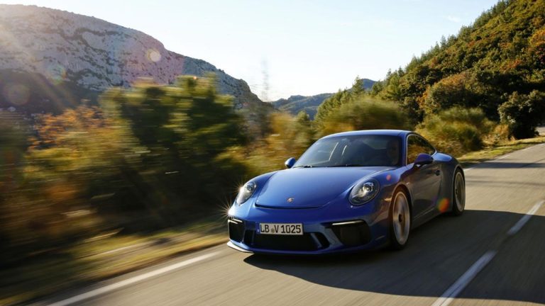 Porsche 911 GT3 - auf der Landstraße - bei Automagazin Plus