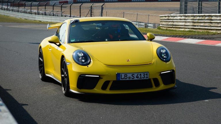 Porsche 911 GT3 - auf der Rennstreck - bei Automagazin Plus