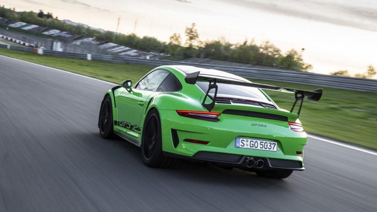 Porsche 911 GT3 RS - in Grün von Hinten - bei Automagazin Plus