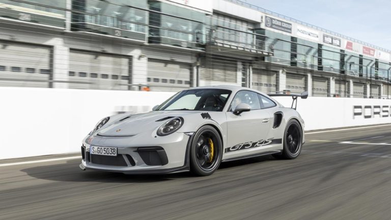 Porsche 911 GT3 RS - über die Ziellinie - bei Automagazin Plus