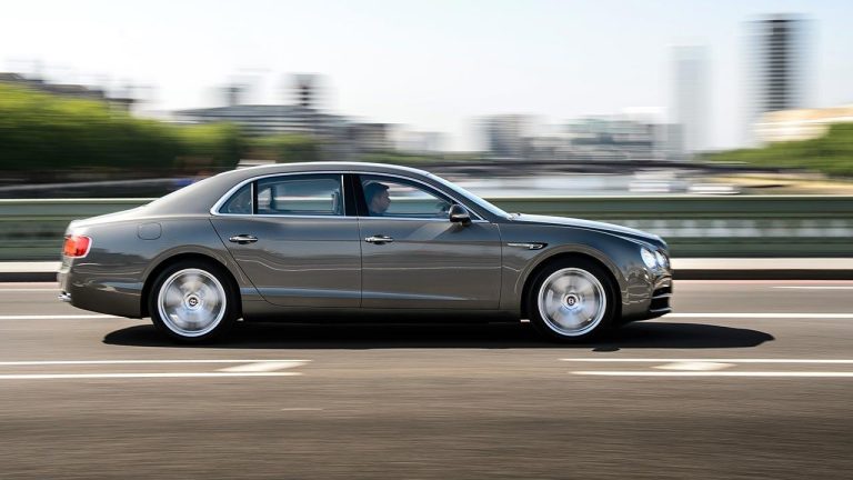 Bentley Flying Spur V8 - Seitenansicht - bei Automagazin Plus