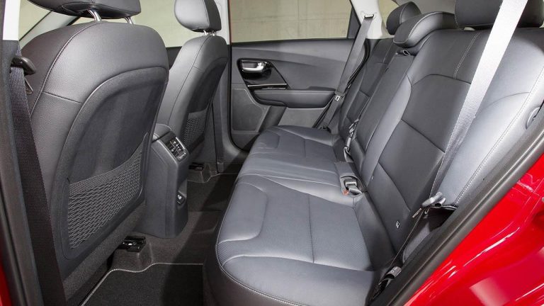 Kia Niro Hybrid - Rücksitze - bei Automagazin Plus