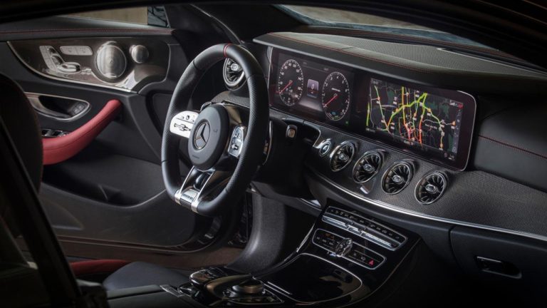 Mercedes-AMG E 53 4MATIC - Cockpit - bei Automagazin Plus