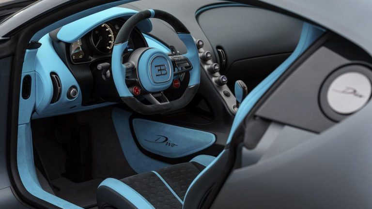 Bugatti Divo - Cockpit - bei Automagazin Plus