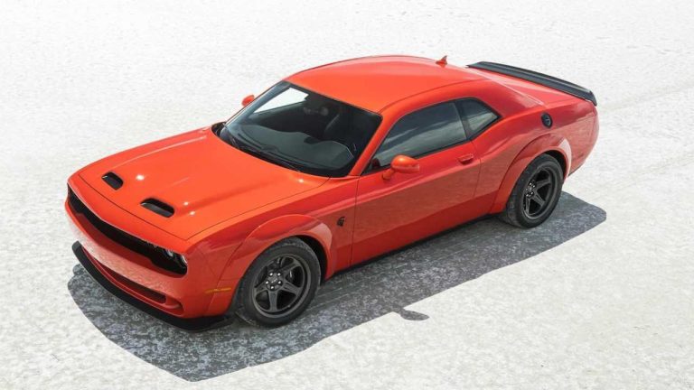 Dodge Challenger SRT - Front oben - bei Automagazin Plus