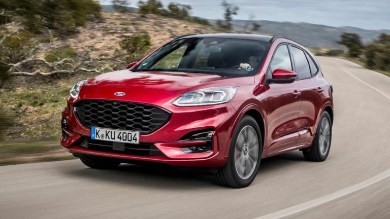 Ford Kuga - in voller Fahrt - bei Automagazin Plus