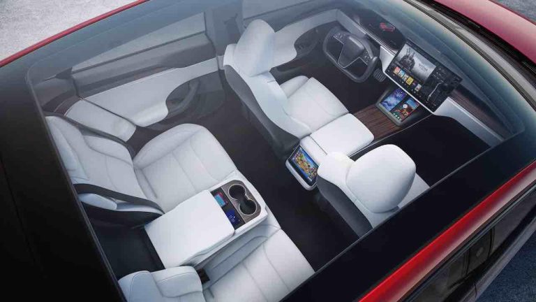 Tesla Model S Plaid - Innenraum - bei Automagazin Plus