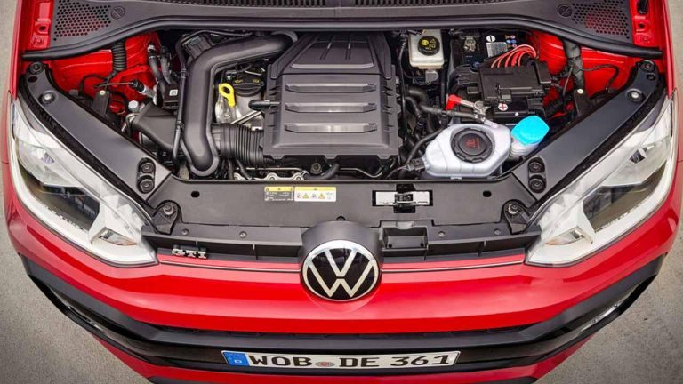 VW up! - offene Motorhaube - bei Automagazin Plus