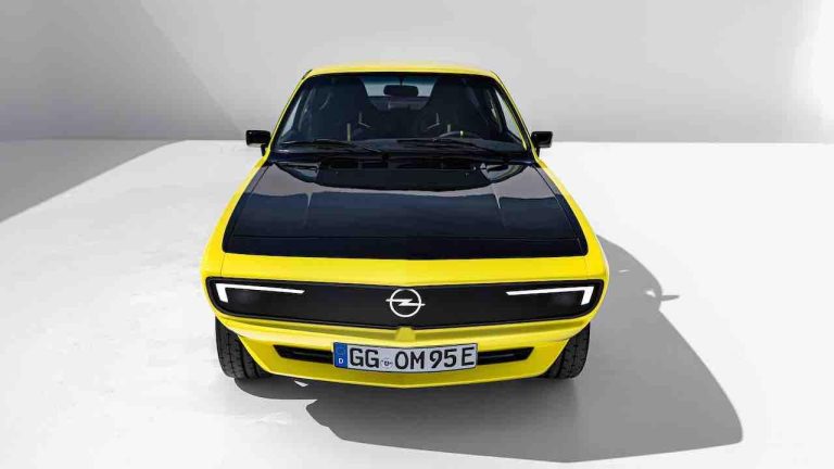 Opel Manta GSe ElektroMOD - Frontansicht - bei Automagazin Plus