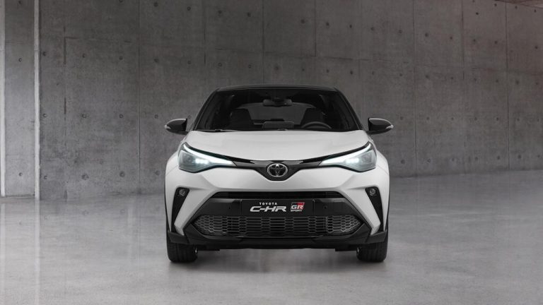 Toyota C-HR 2024 - Frontansicht - bei Automagazin Plus