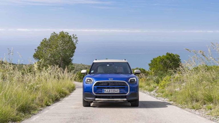 MINI Countryman E - Frontansicht - bei Automagazin Plus