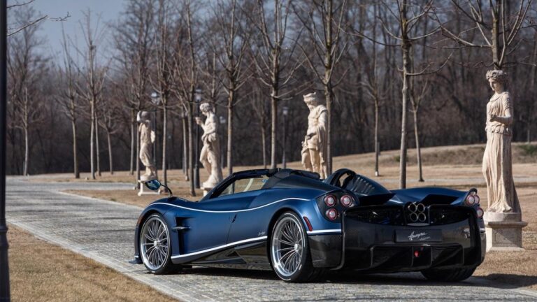 Pagani Zonda HP Barchetta - Heck- und Seitenansicht - bei Automagazin Plus