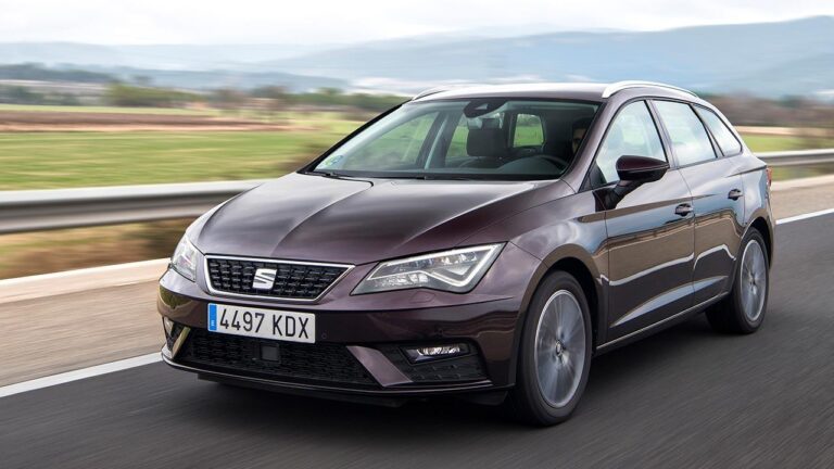 Seat Leon ST - in voller Fahrt - bei Automagazin Plus