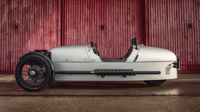 Morgan 3-Wheeler - Seitenansicht - bei Automagazin Plus